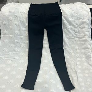 Spiritual Gangster Self-Love Legging SZ XS/S EUC BLACK